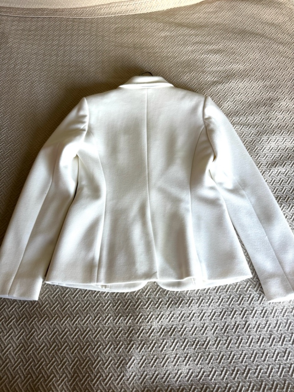 Hilfiger Classic Women's White Blazer - Elegant Single-Button Jacket - Picture 4 of 5